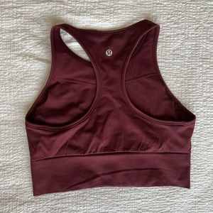 High Neck Lululemon Sports Bra/Crop Top-Size 8
